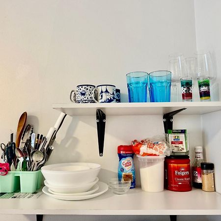 Micro Studio Apartment In University District- 10 Mins Walk To University Of Wa Сиэтл Экстерьер фото