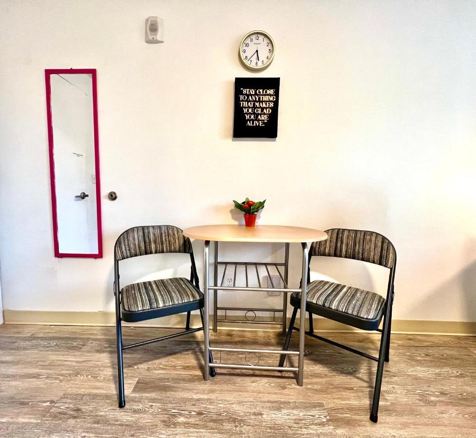 Micro Studio Apartment In University District- 10 Mins Walk To University Of Wa Сиэтл Экстерьер фото