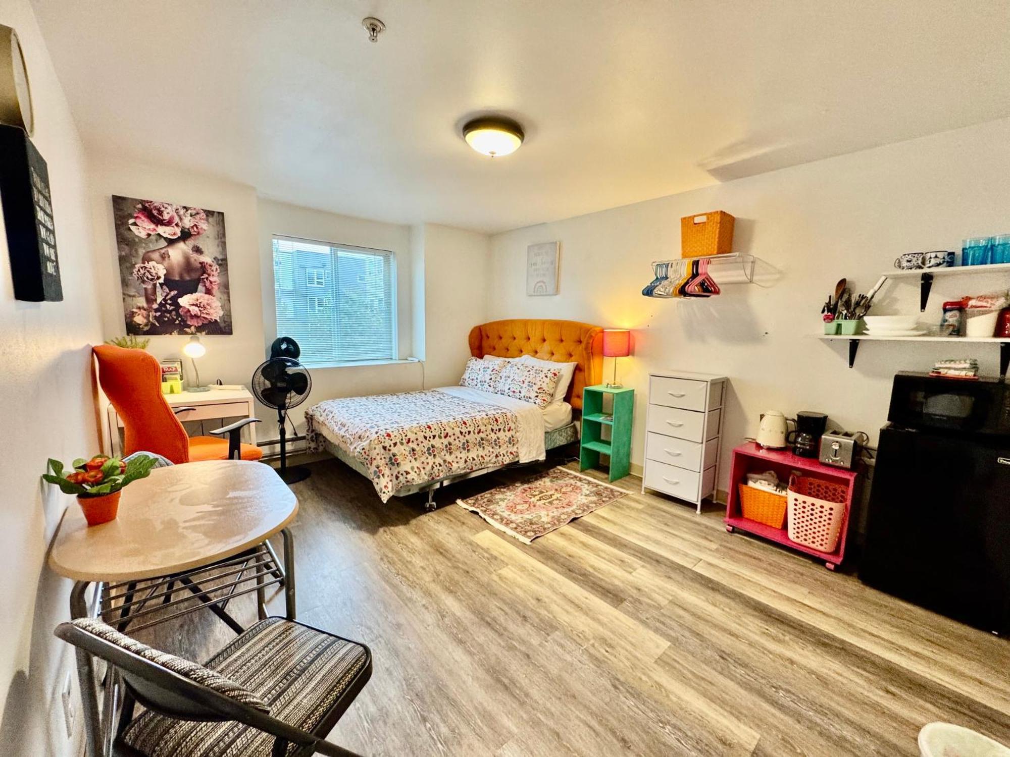 Micro Studio Apartment In University District- 10 Mins Walk To University Of Wa Сиэтл Экстерьер фото